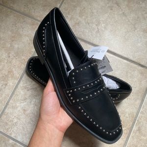 NWT: ZARA LOAFERS SZ 9
